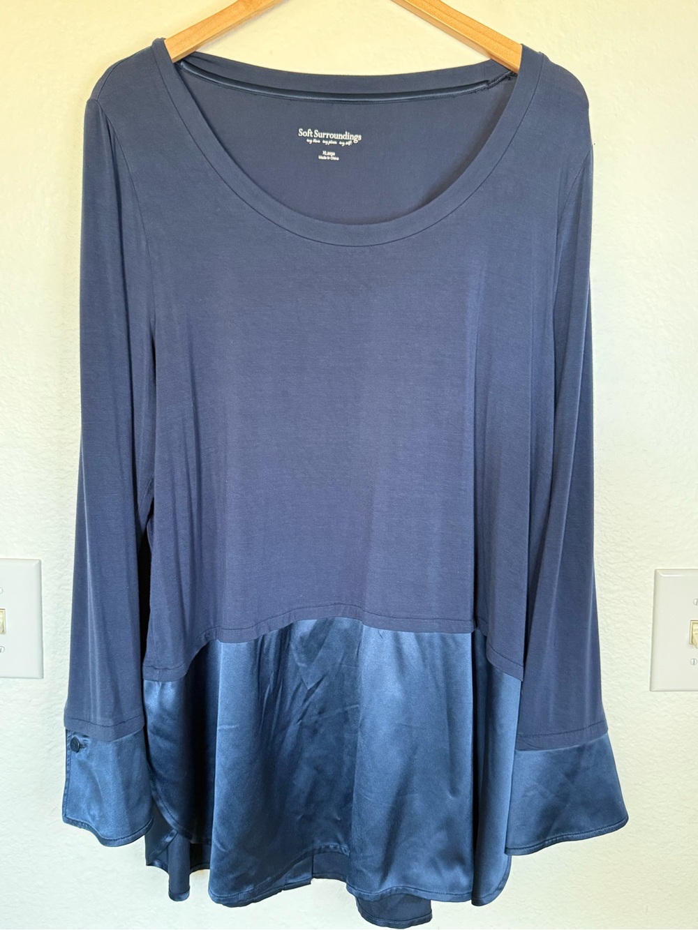 Soft Surroundings Tita Jersey Tunic Top Long Sleeves Satin Navy Women’s Size XL